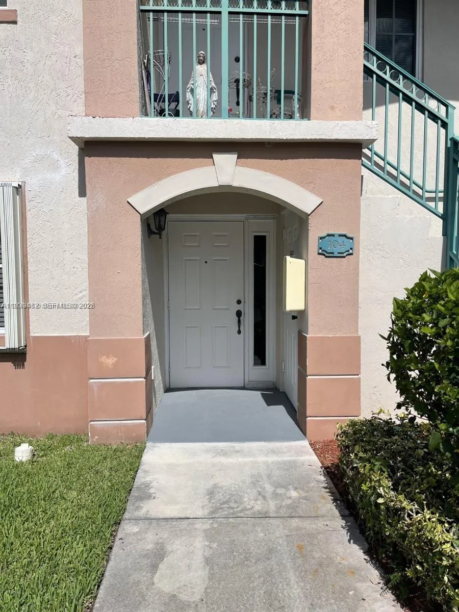 2 bedroom 2 bath for sale at 2920 SE 13th Rd # 45, Homestead FL 33035