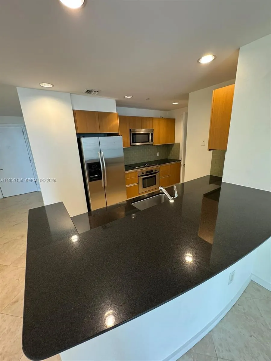 1 bedroom 1 bath for sale at 1060 BRICKELL AV # 2603, Miami FL 33131