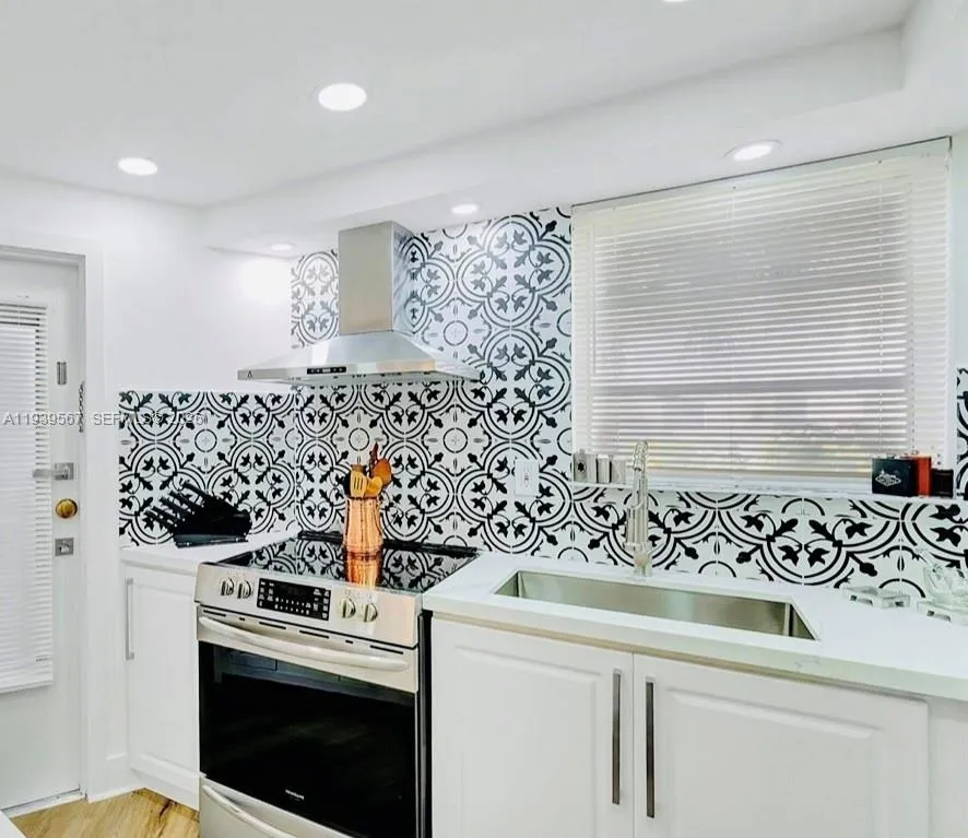 18740 NE 18th Ave # 142, Miami FL 33179