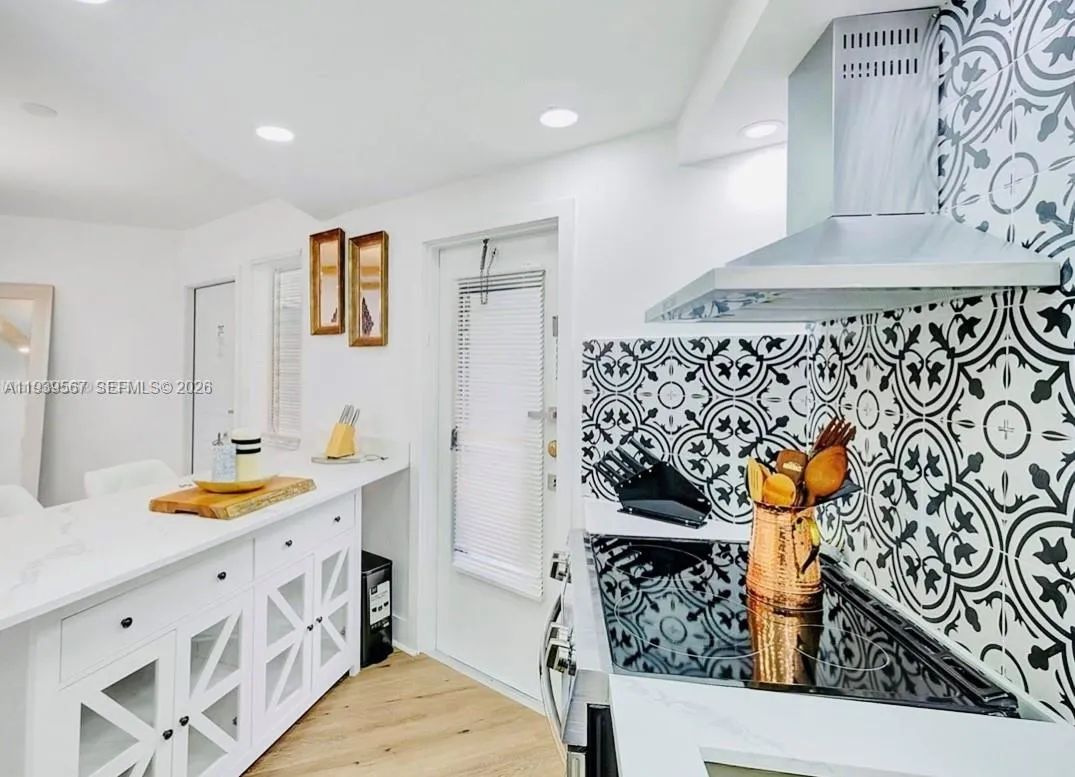 18740 NE 18th Ave # 142, Miami FL 33179