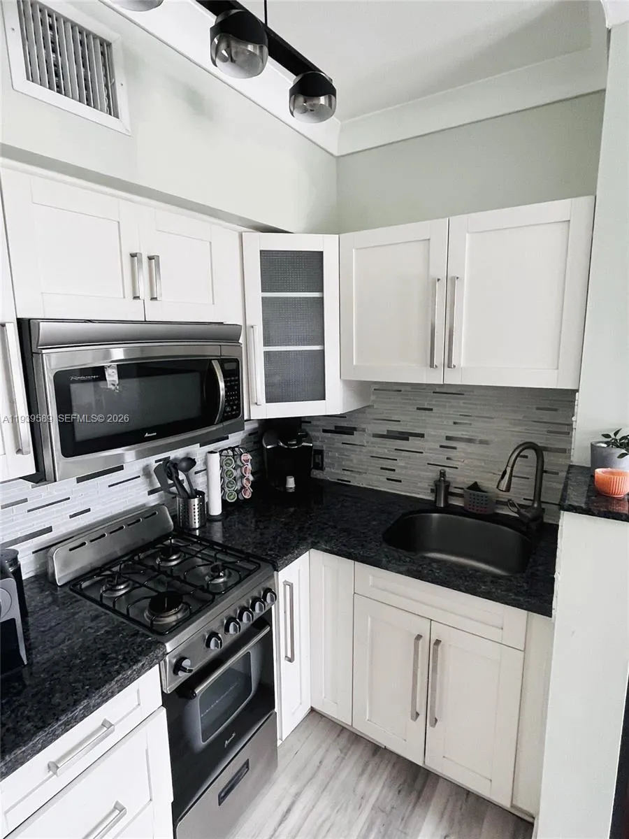 1320 Drexel ave # 301, Miami Beach FL 33139