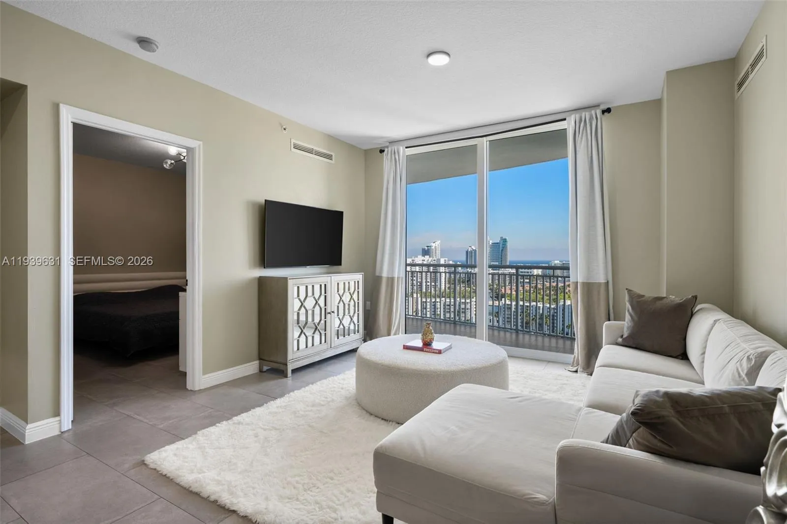 1755 E Hallandale Beach Blvd # 2105E, Hallandale Beach FL 33009
