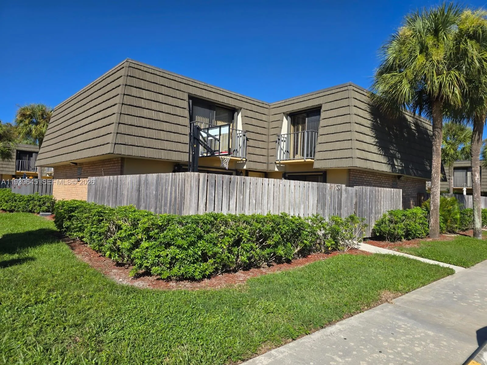 2 bedroom 2 bath for sale at 629 6th Way, West Palm Beach FL 33407