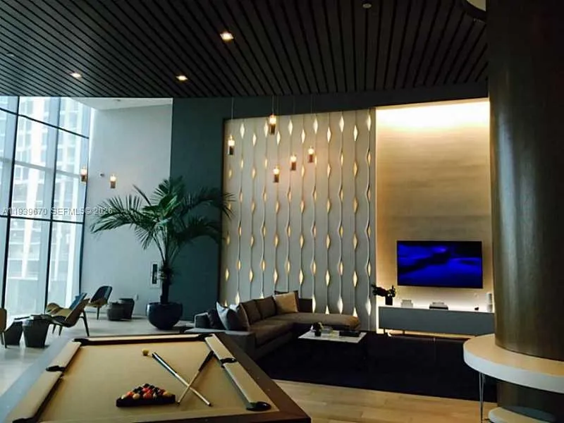 2 bedroom 2 bath for sale at 460 NE 28th St # 2505, Miami FL 33137