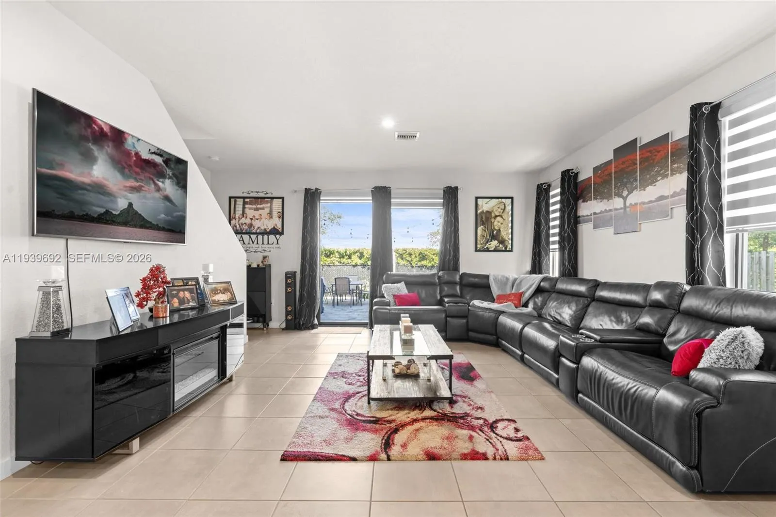 10933 SW 232nd Ter, Homestead FL 33032