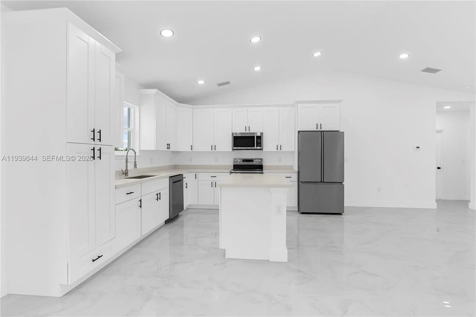 3117 W 64th W, Lehigh Acres FL 33971