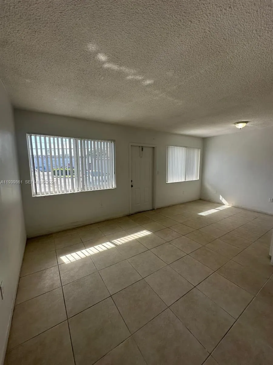 101 NW 29th Ave # 4, Fort Lauderdale FL 33311