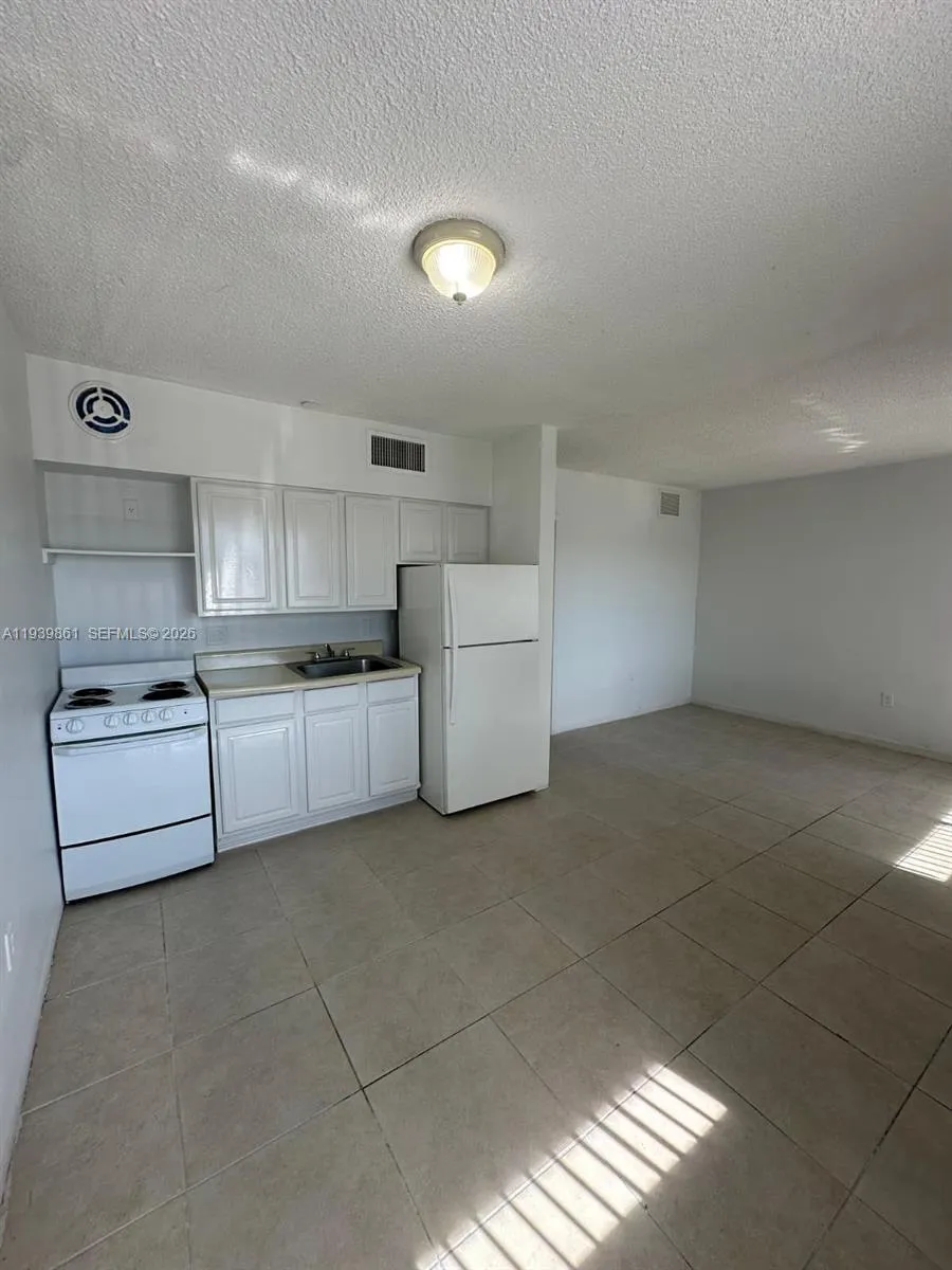 101 NW 29th Ave # 4, Fort Lauderdale FL 33311