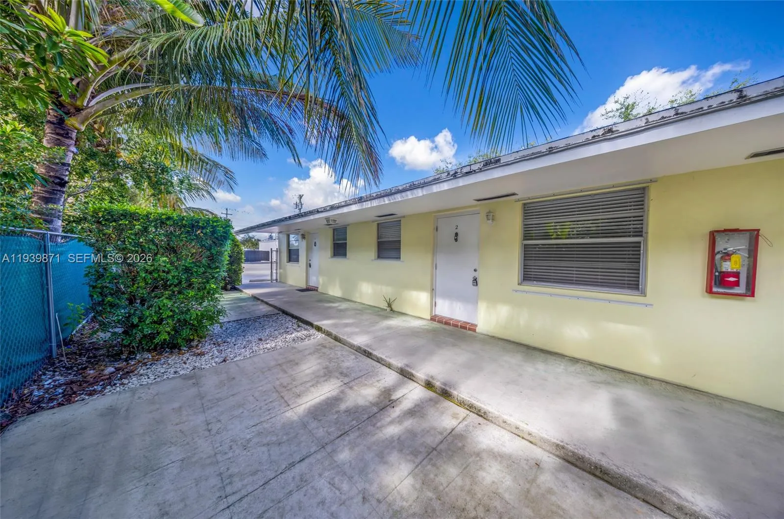 1008 18th Ave N, Lake Worth FL 33460
