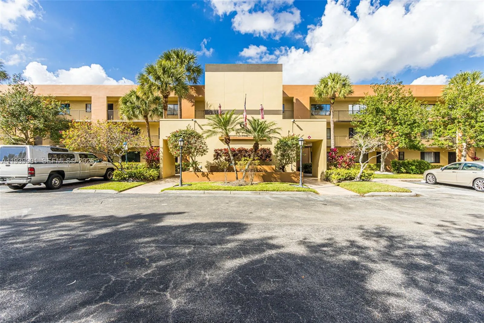 7552 Ashmont Cir # 310, Tamarac FL 33321