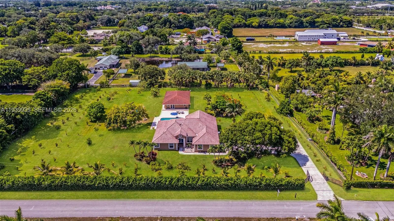 12851 Luray Rd, Southwest Ranches FL 33330