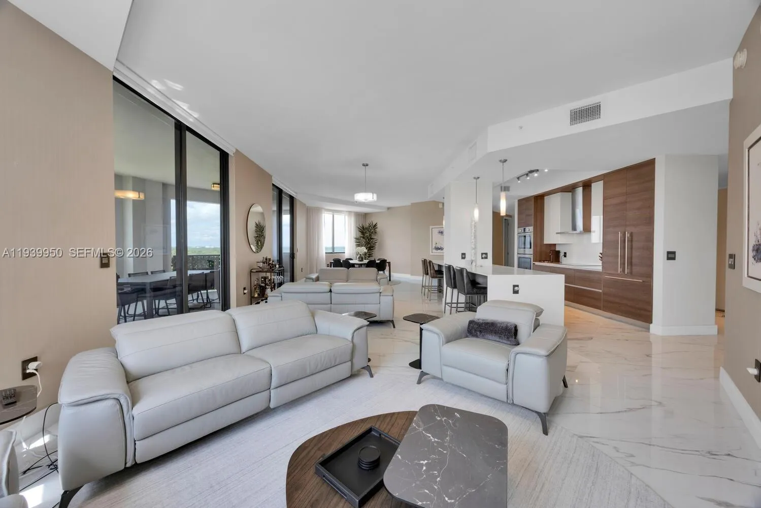 301 Altara Ave, Coral Gables FL 33146