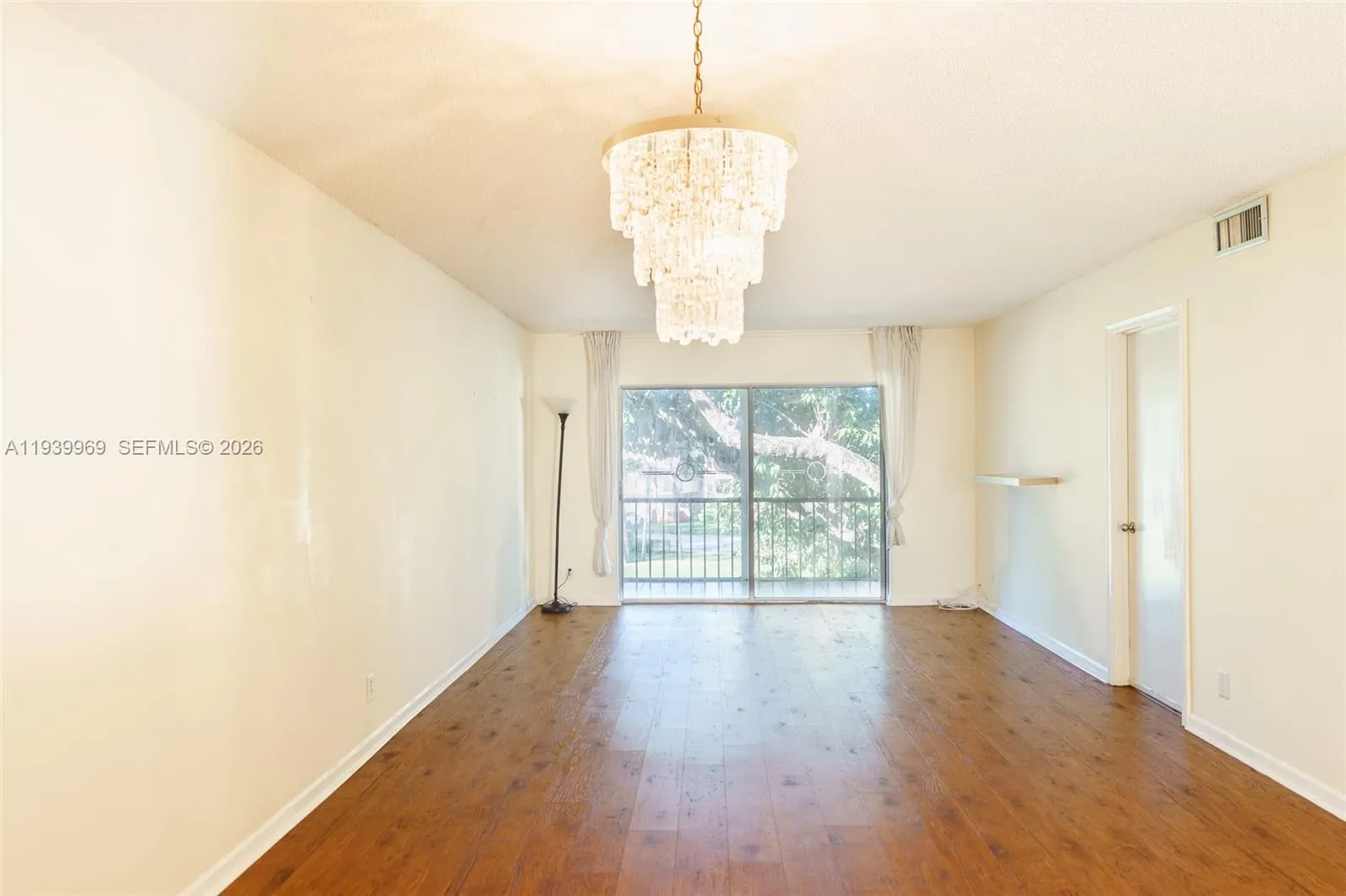 8911 S Hollybrook Blvd # 309, Pembroke Pines FL 33025