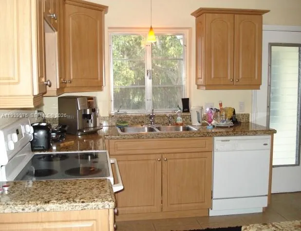 509 GERONA AV, Coral Gables FL 33146