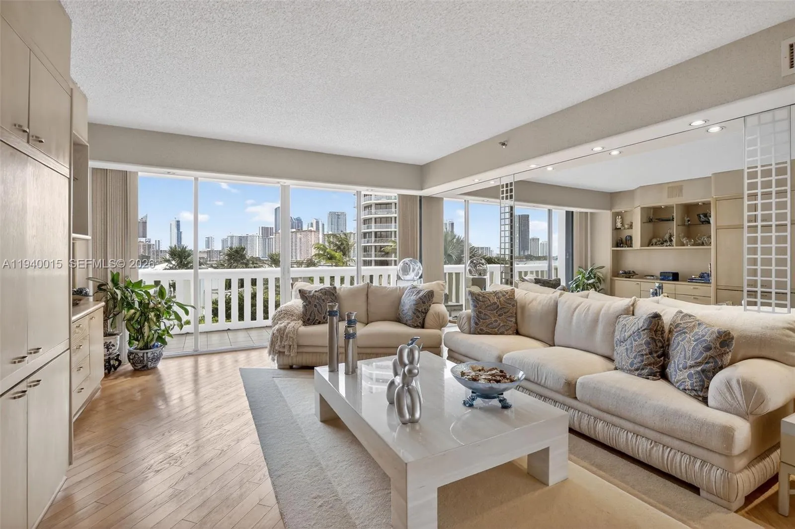 2 bedroom 2 bath for sale at 3000 Island Blvd # 502, Aventura FL 33160