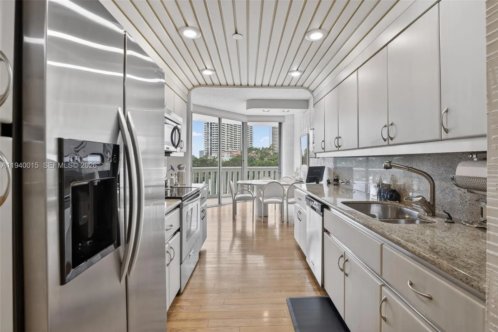 3000 Island Blvd # 502, Aventura FL 33160
