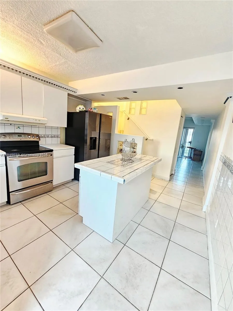 3494 E 4th Ave # 1207, Hialeah FL 33013