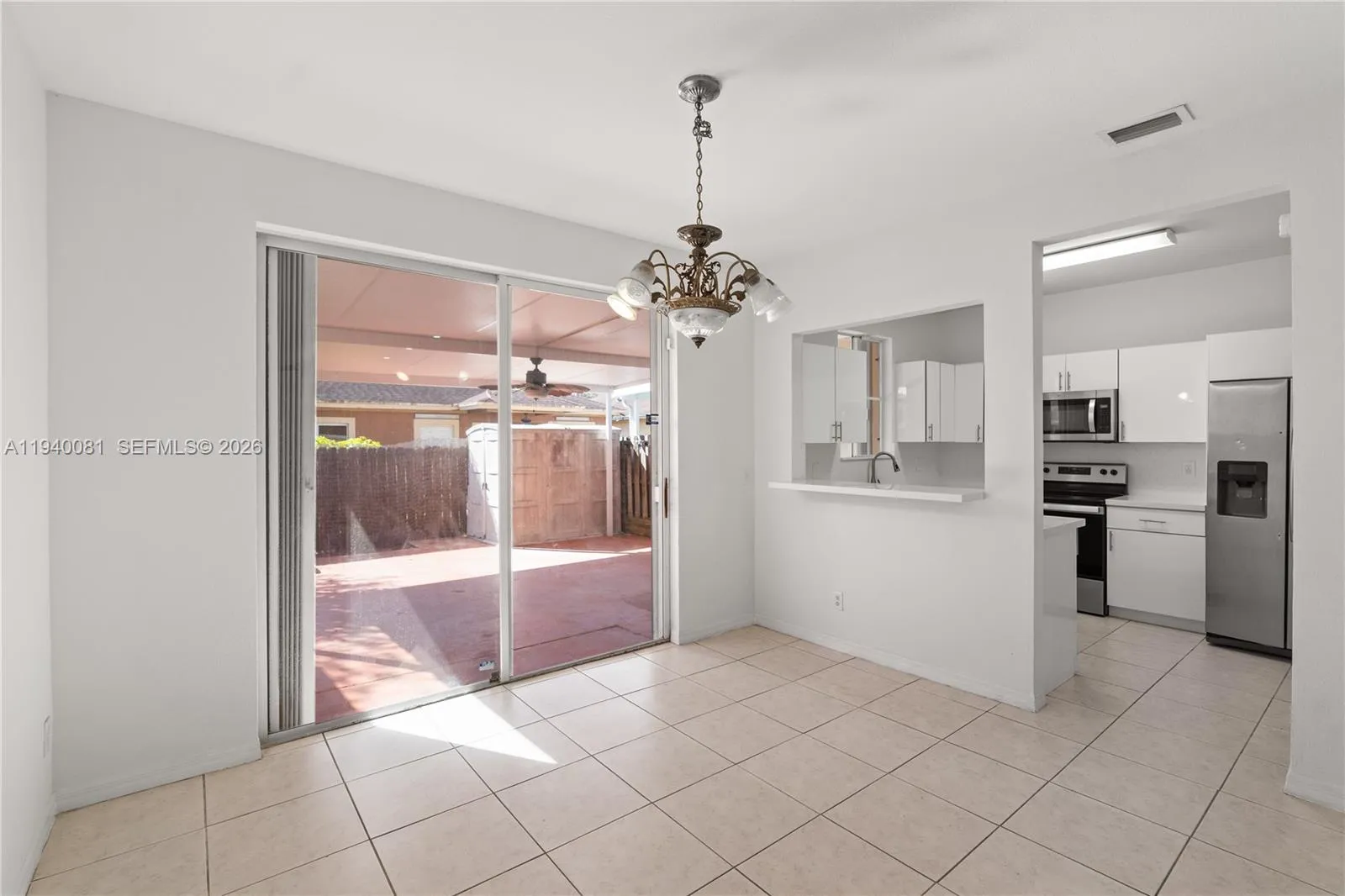 1564 SW 2nd St, Homestead FL 33030