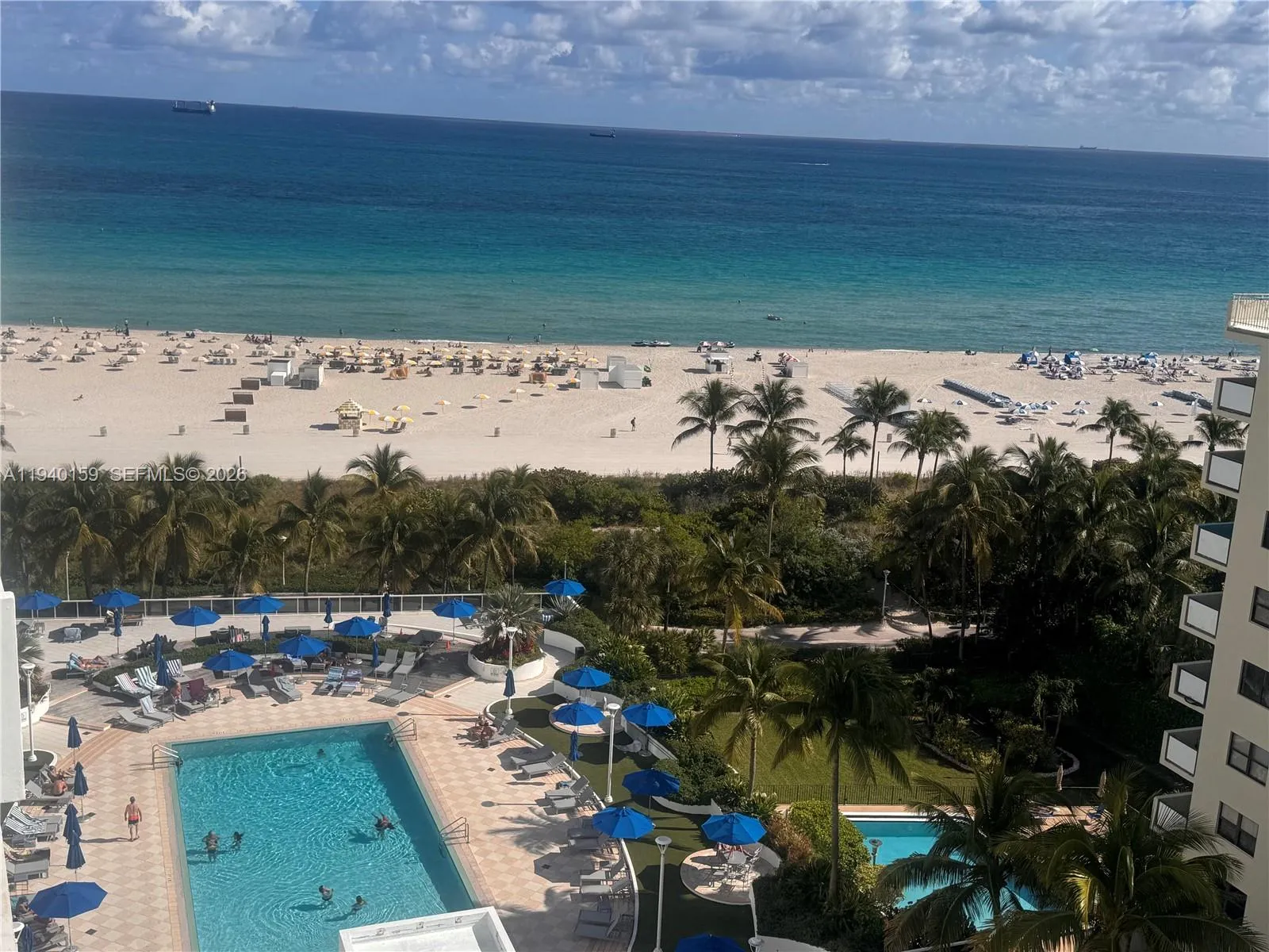 1 bath for sale at 100 Lincoln Rd # 1230, Miami Beach FL 33139
