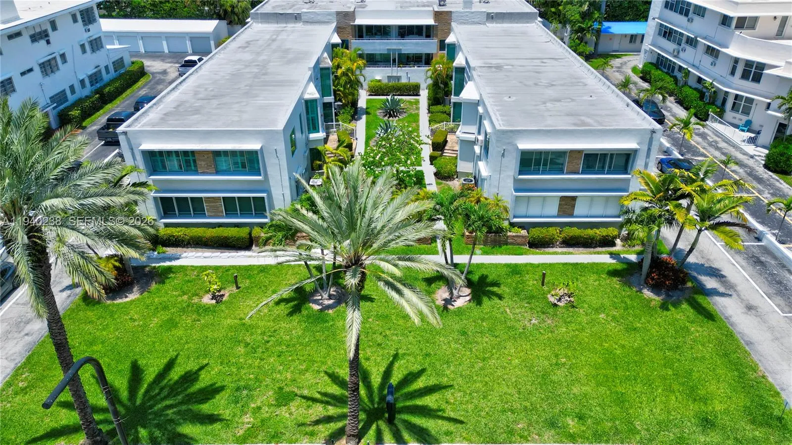 10178 Collins Ave # 107, Bal Harbour FL 33154