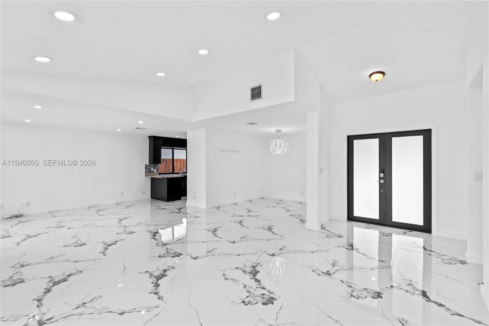 730 SW 95th Ter, Pembroke Pines FL 33025