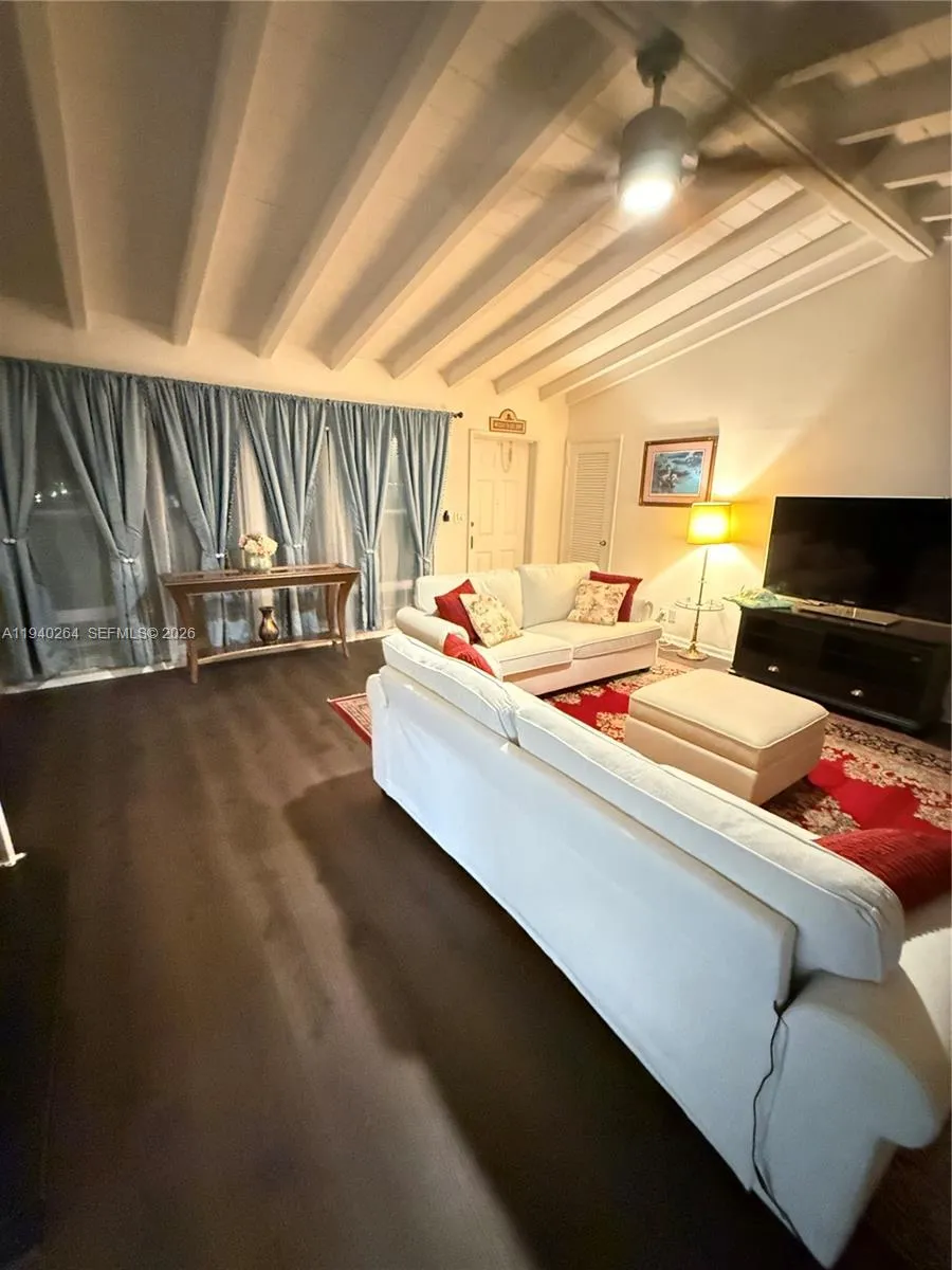 2036 NE 21st Ave # 2, Fort Lauderdale FL 33305
