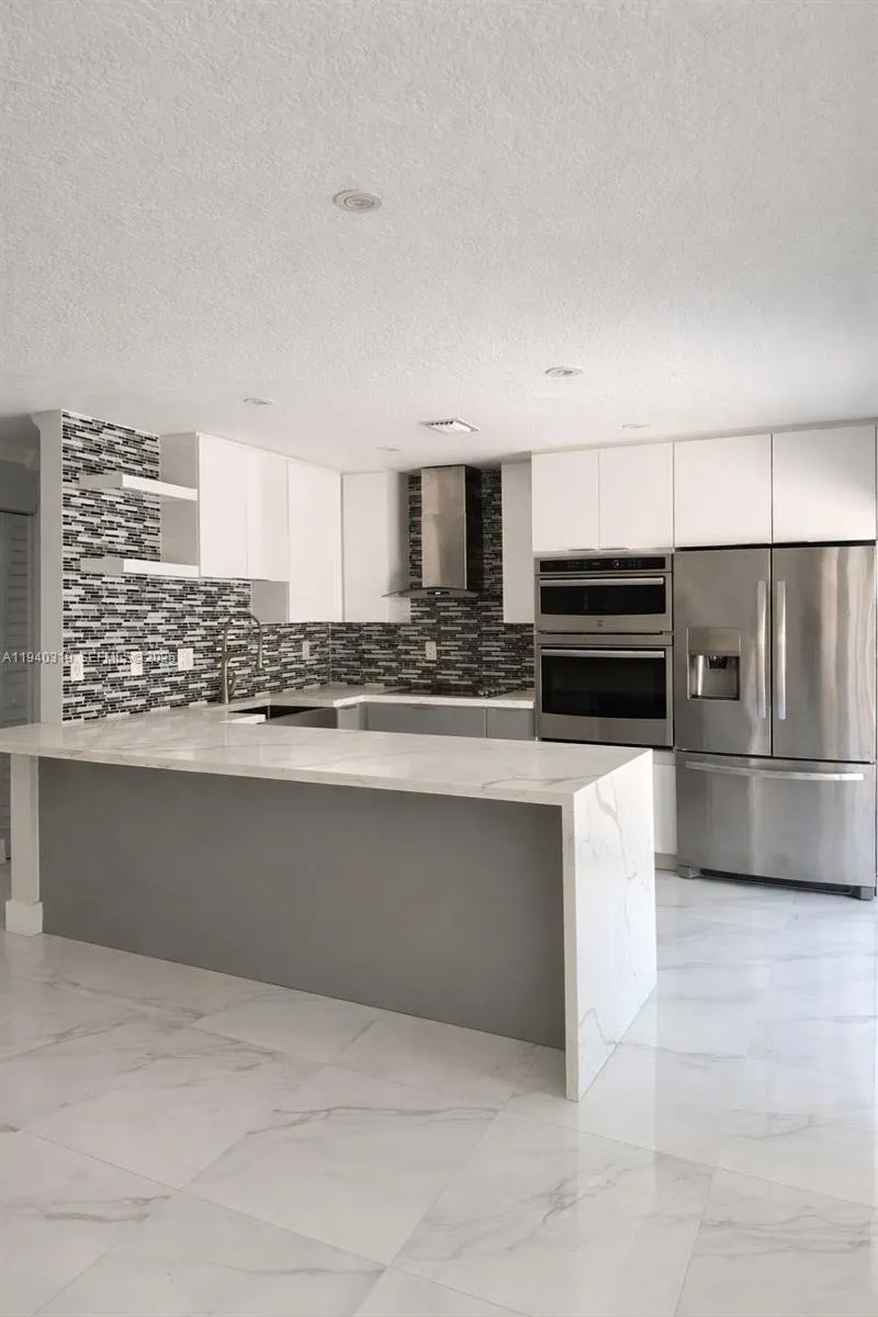 3 bedroom 2 bath for sale at 14042 SW 178th St, Miami FL 33177