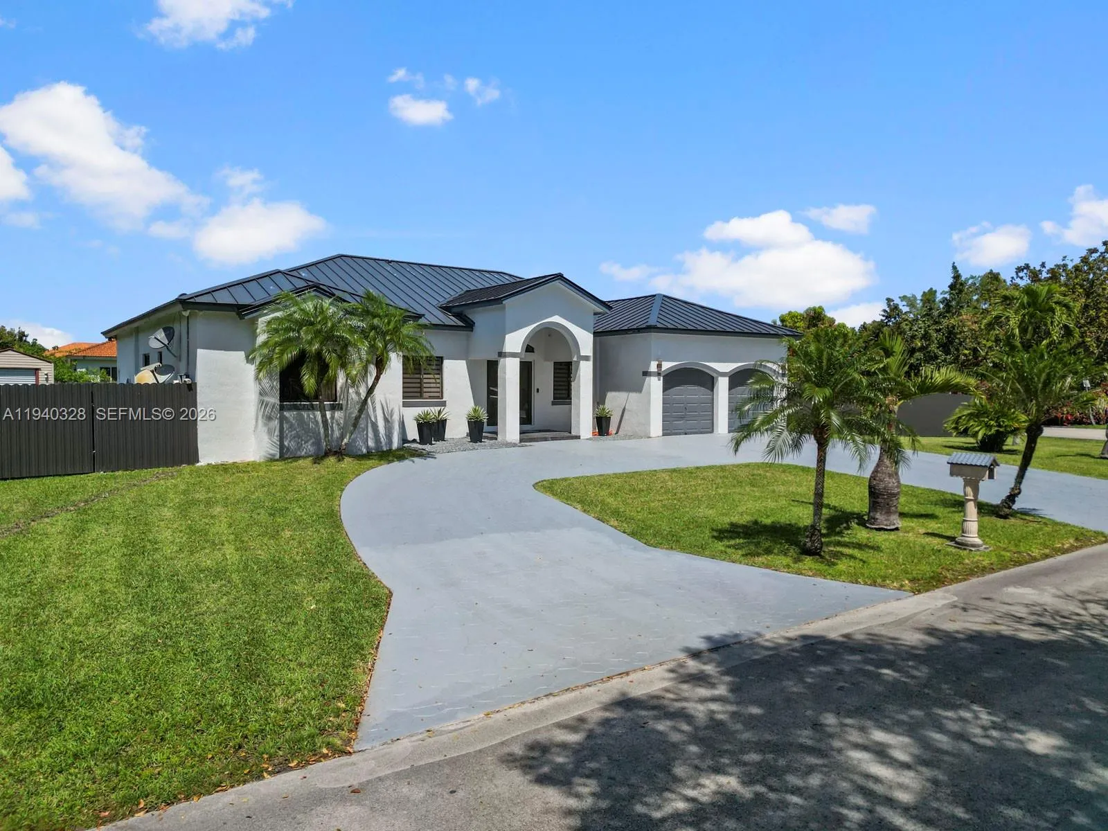 13205 SW 218th Ter, Miami FL 33170