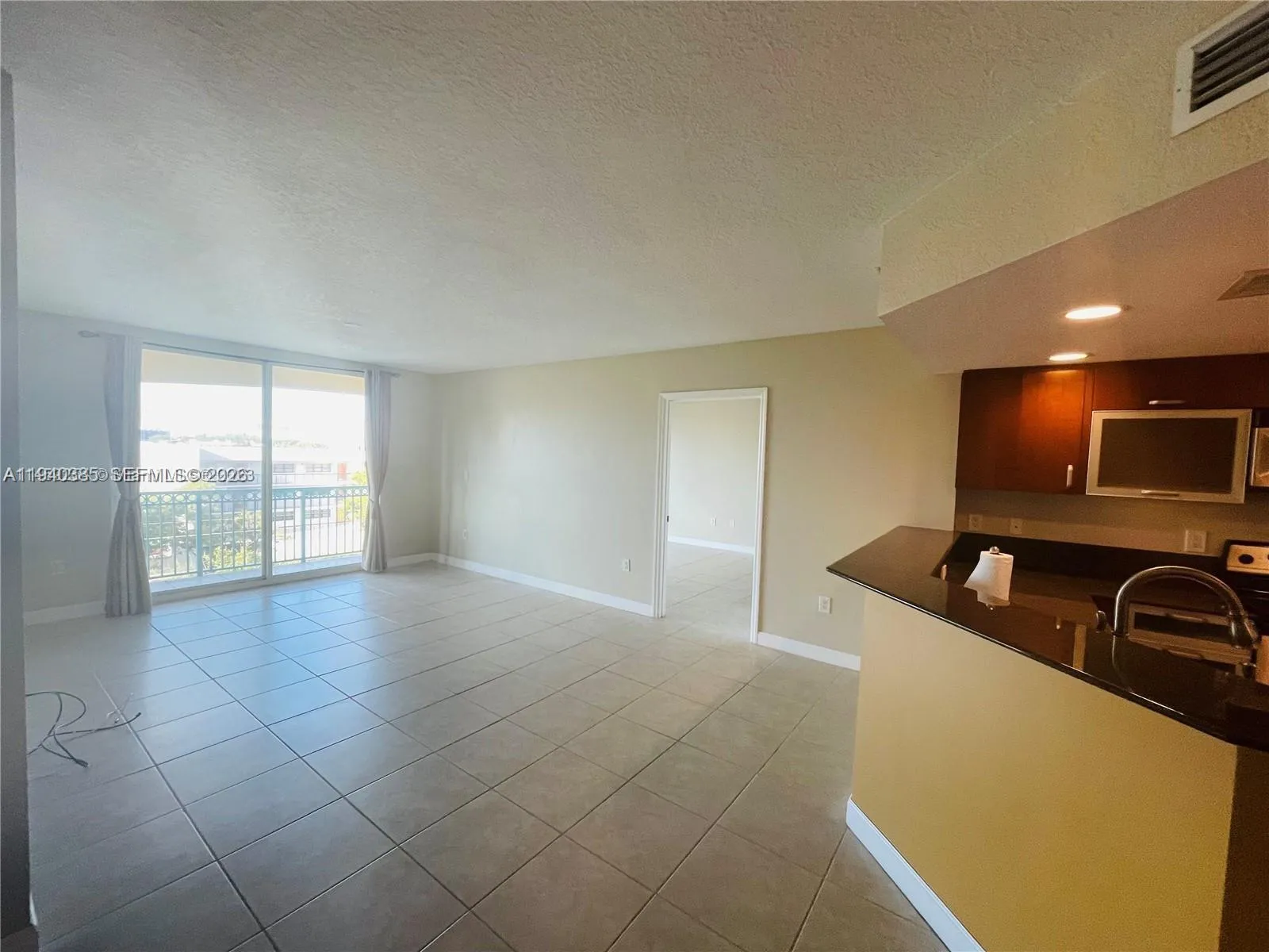 201 Golden Isles Dr # 510, Hallandale Beach FL 33009