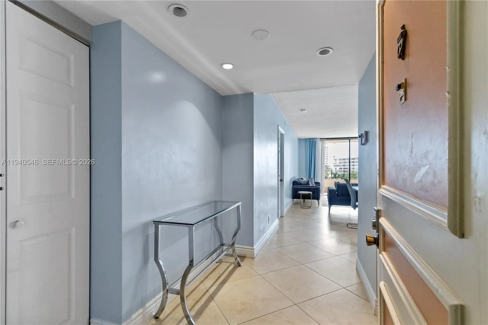 600 Three Islands Blvd # 519, Hallandale Beach FL 33009