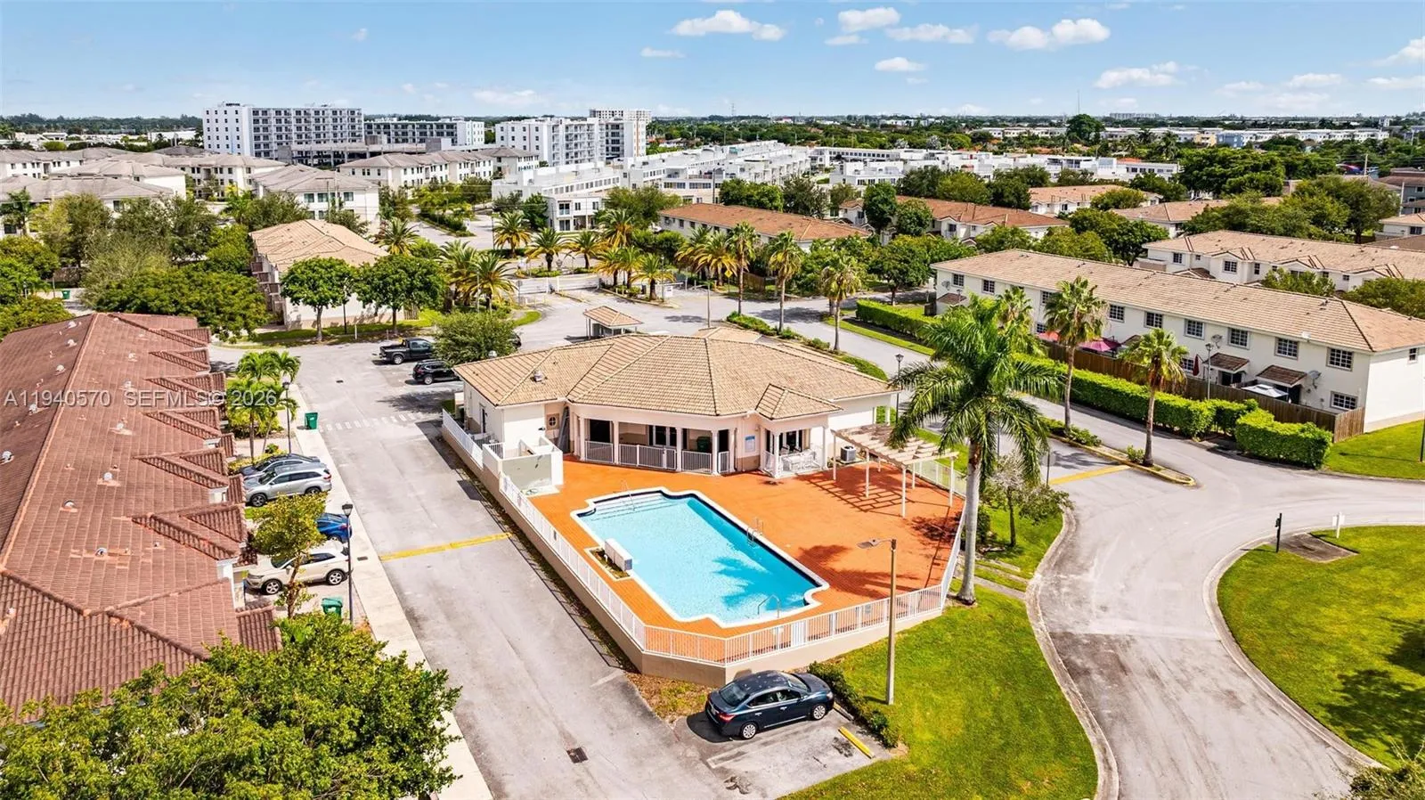 3 bedroom 2 bath for sale at 14116 SW 260th St # 105, Homestead FL 33032