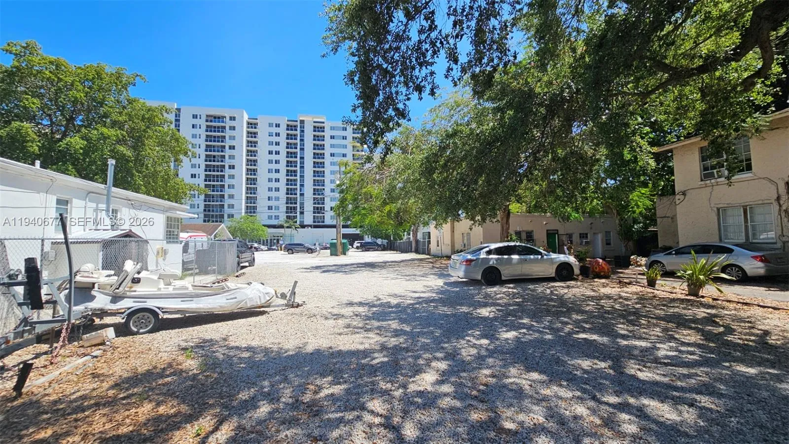 190 NE 26th St, Miami FL 33137