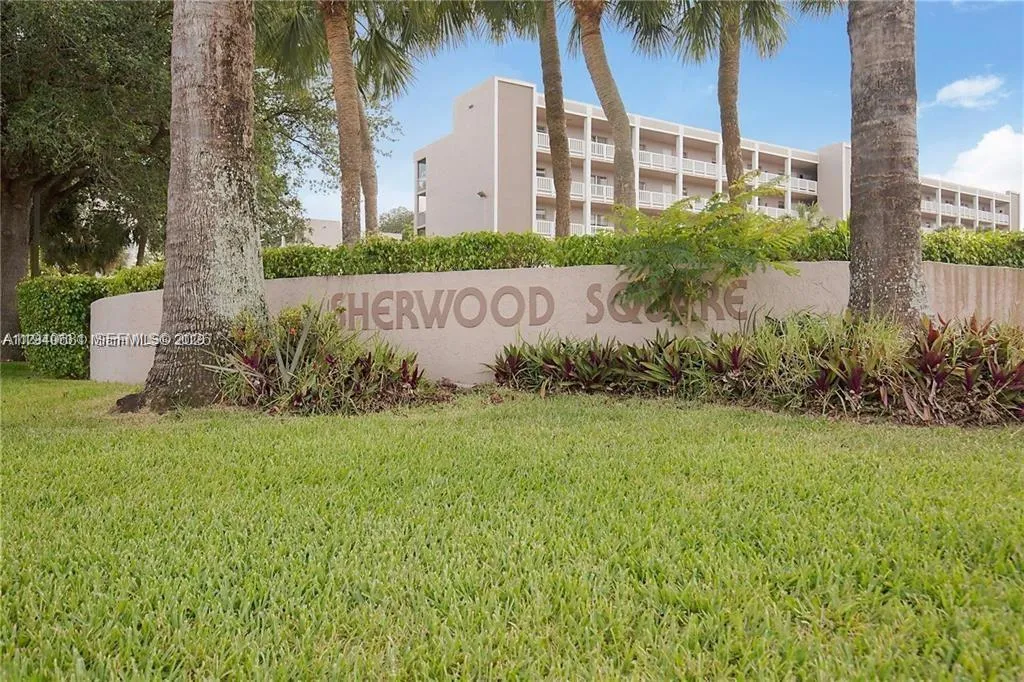 1100 NW 87th Ave # 403, Coral Springs FL 33071