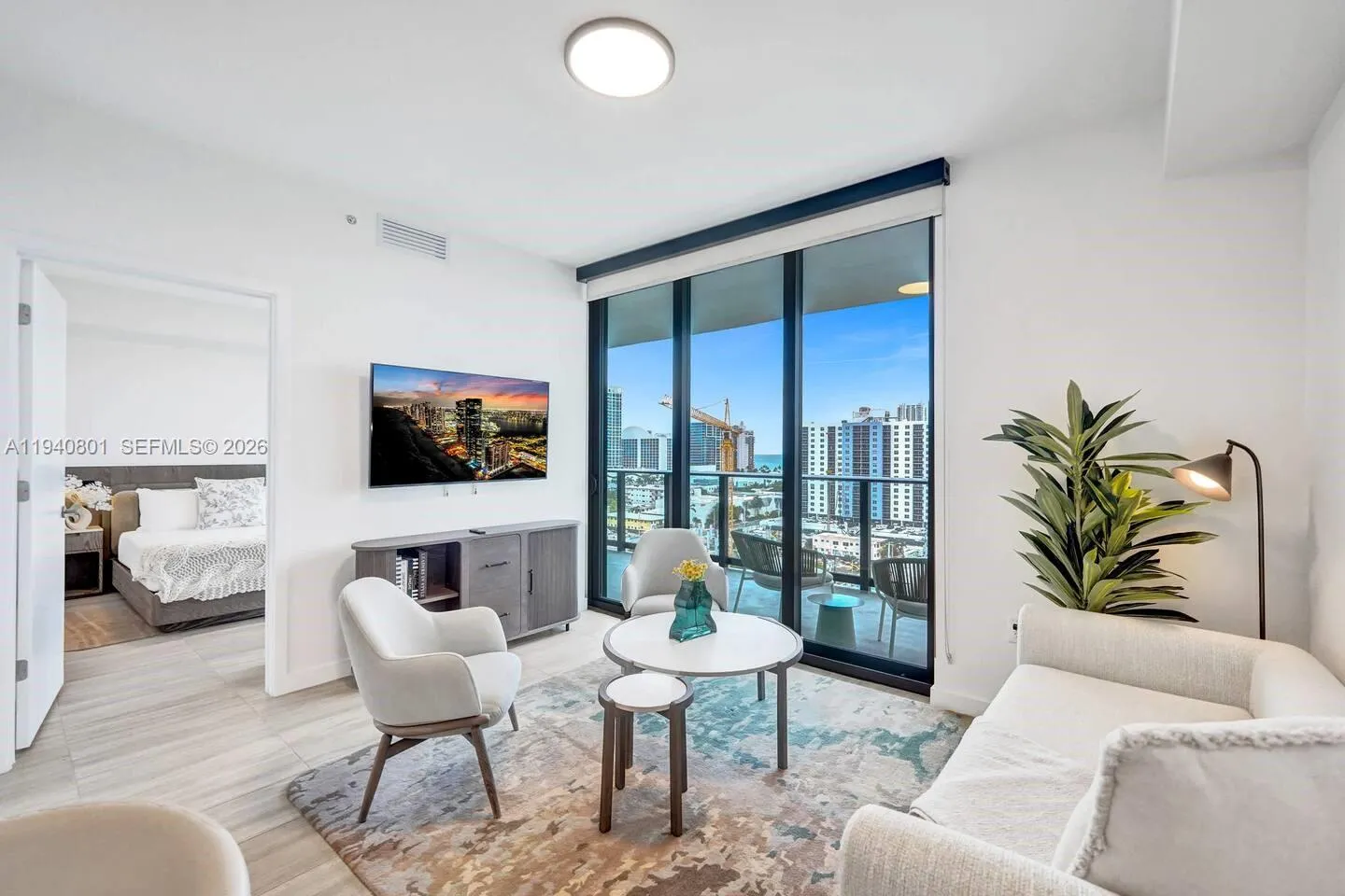 580 72ND # 1004, Miami Beach FL 33141