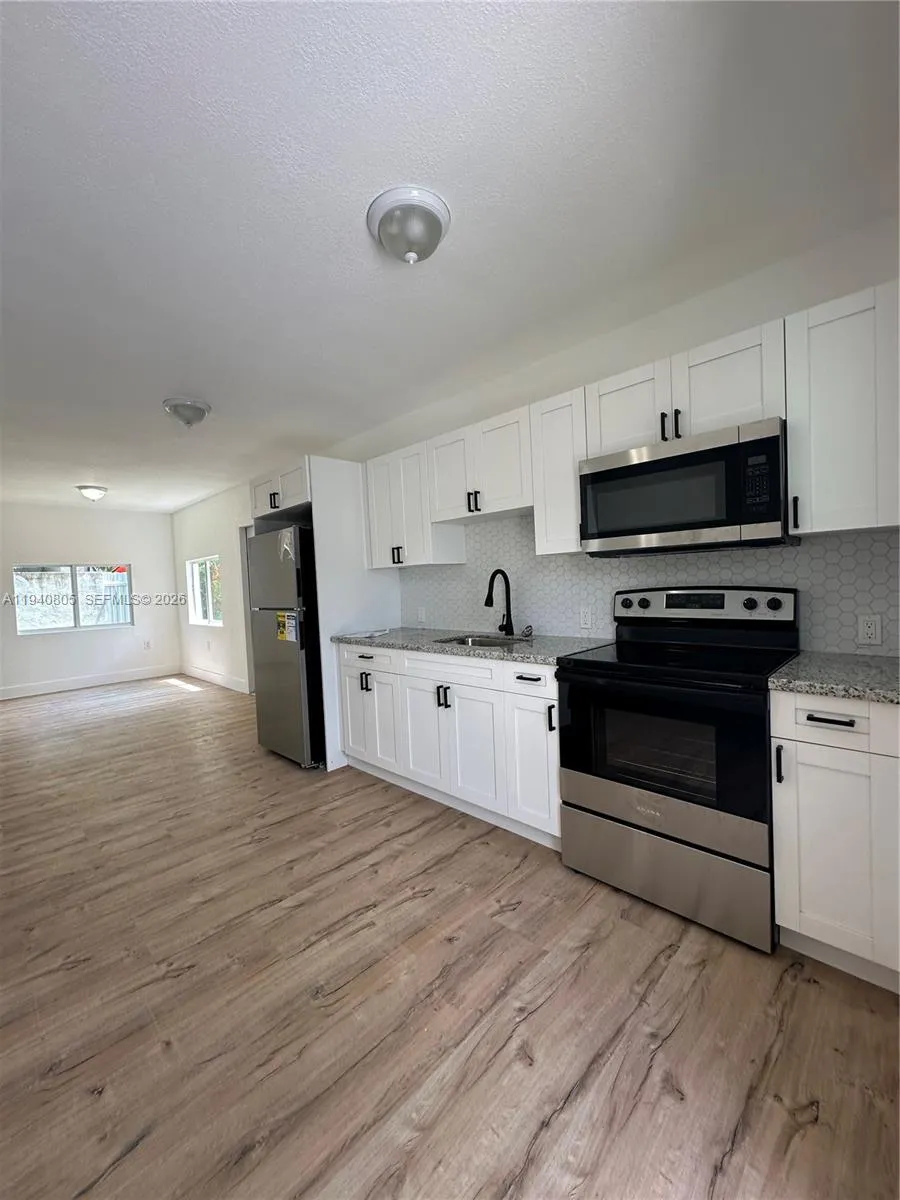 3123 NW 22nd Ct, Miami FL 33142