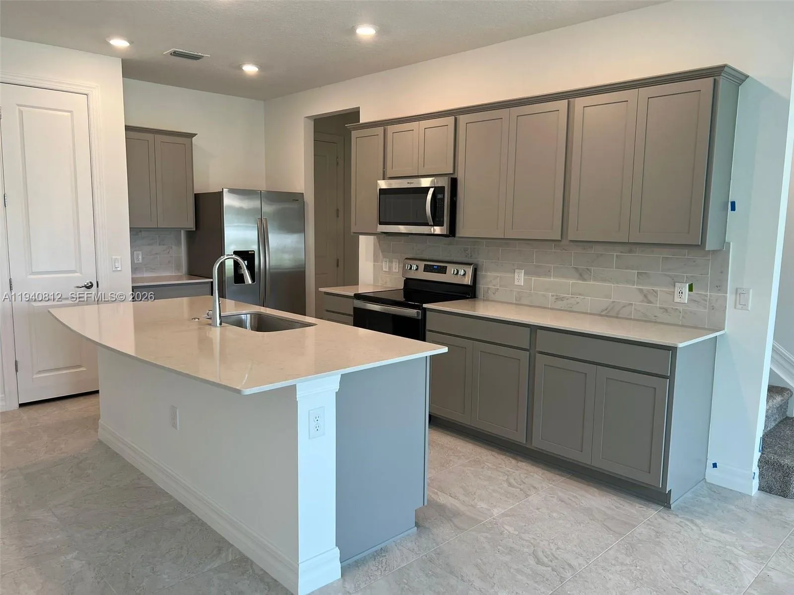 3 bedroom 2 bath for sale at 6121 Rancho Ln, Green Acres FL 33415