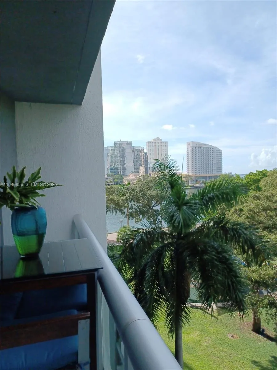 495 E Brickell Ave # 509, Miami FL 33131