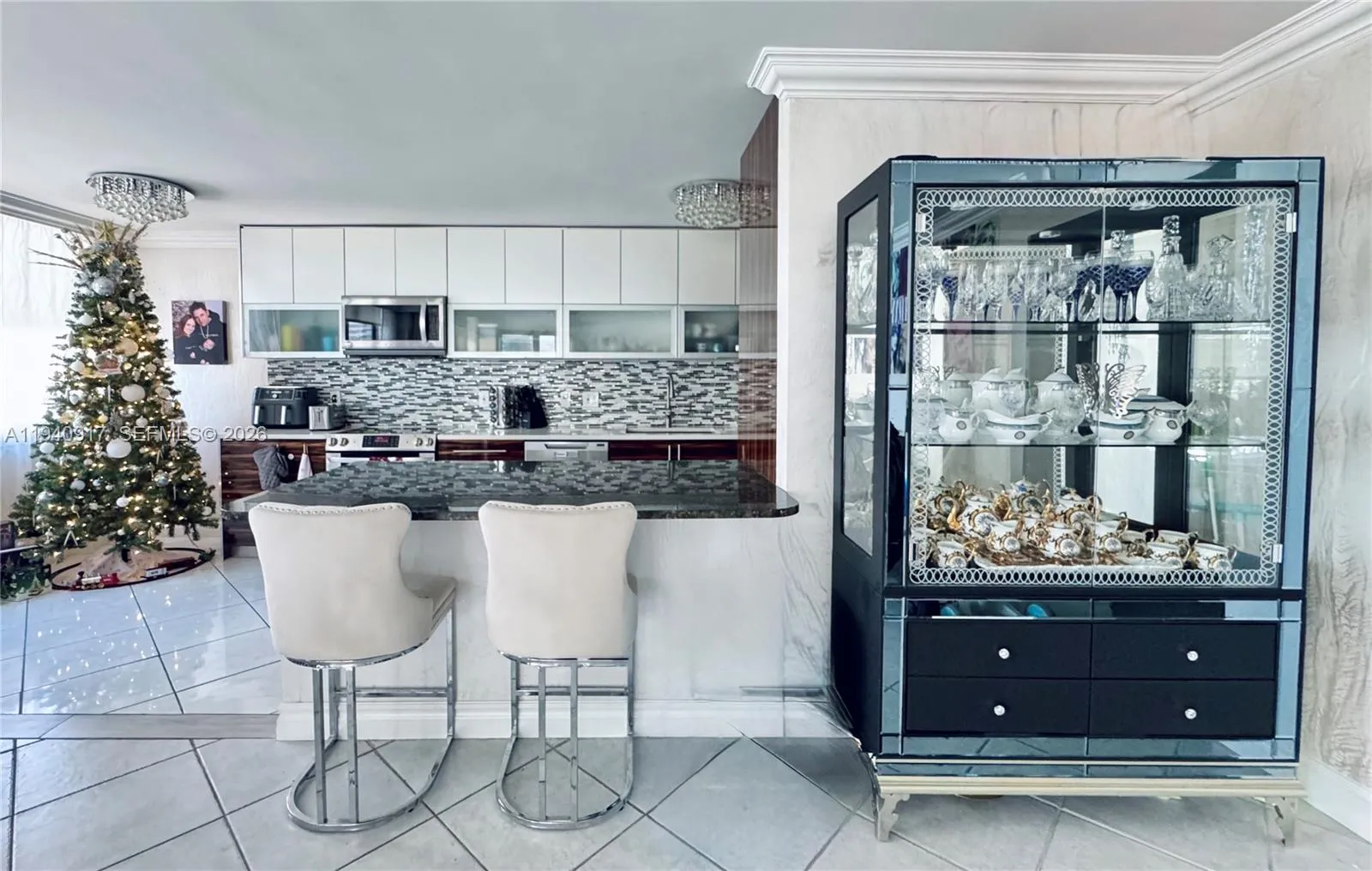 3 bedroom 3 bath for sale at 1920 S Ocean Dr # 6A, Hallandale Beach FL 33009