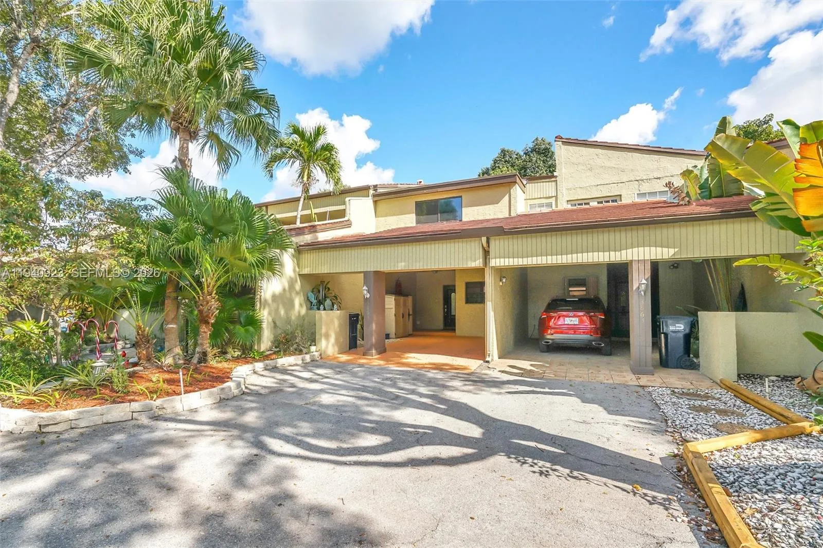 3865 Estepona Ave, Doral FL 33178
