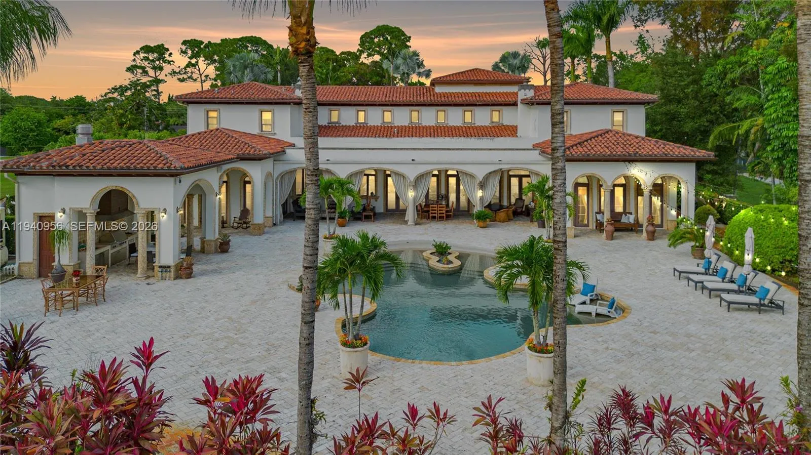 7 bedroom 7 bath for sale at 7538 SW 64th St, Miami FL 33143