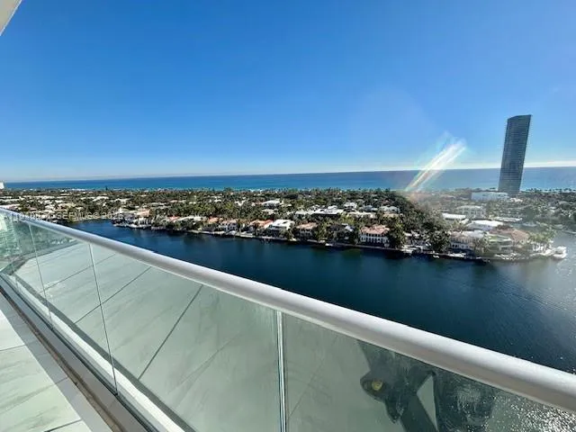 19707 Turnberry Way # 23J, Aventura FL 33180