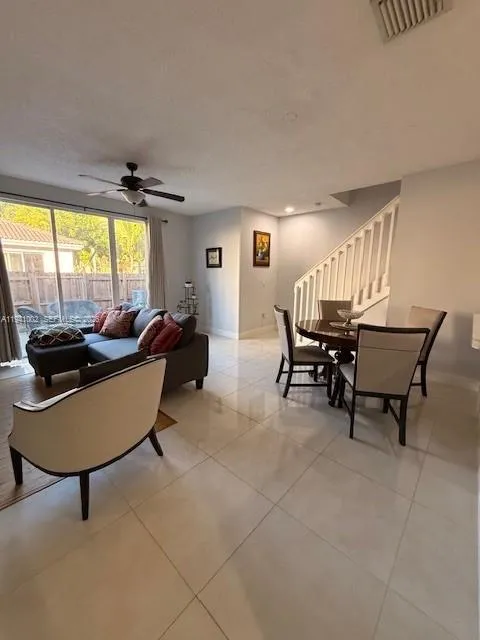 2279 NE 42nd Cir, Homestead FL 33033