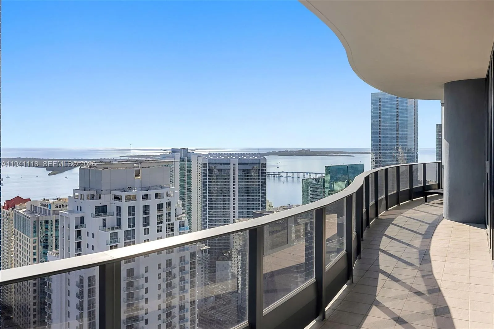 2 bedroom 3 bath for sale at 1000 Brickell Plz, Miami FL 33131