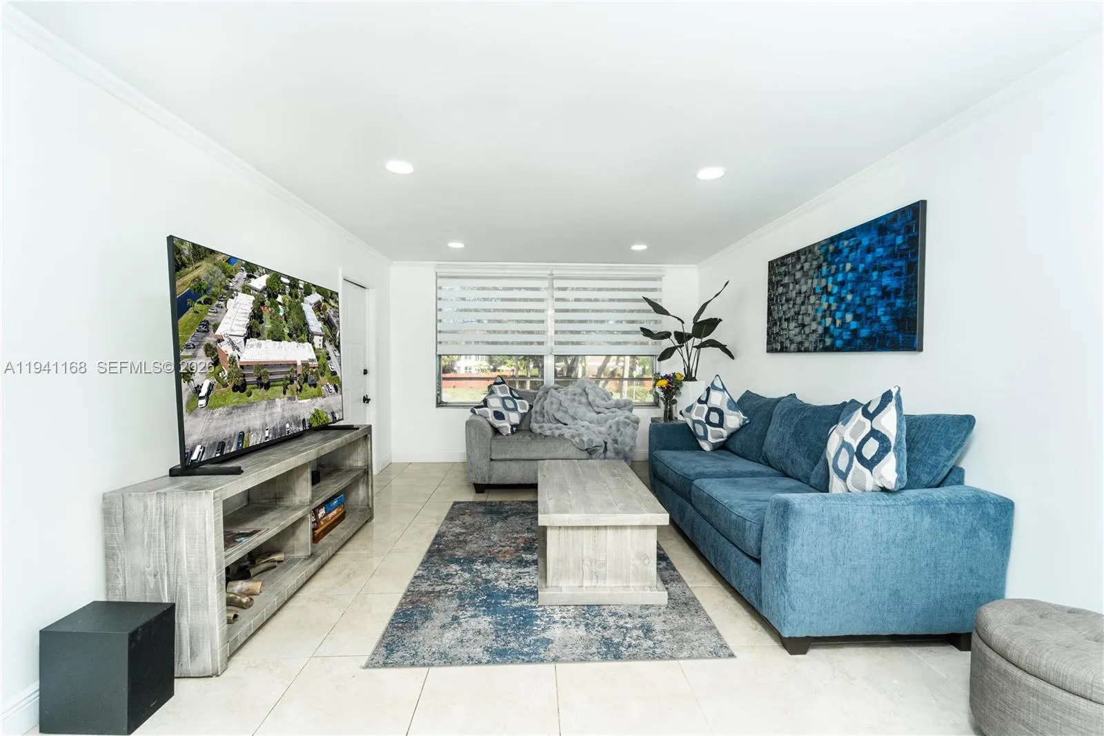 2 bedroom 2 bath for sale at 7500 NW 17th St # 207, Plantation FL 33313