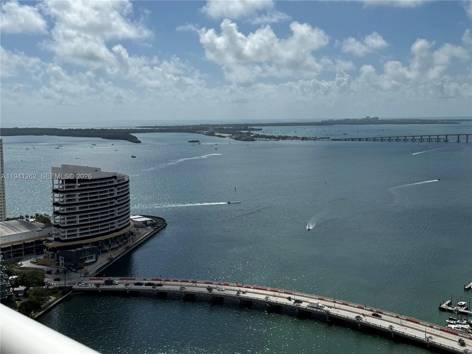 1 bedroom 1 bath for sale at 495 Brickell Ave # 3507, Miami FL 33131