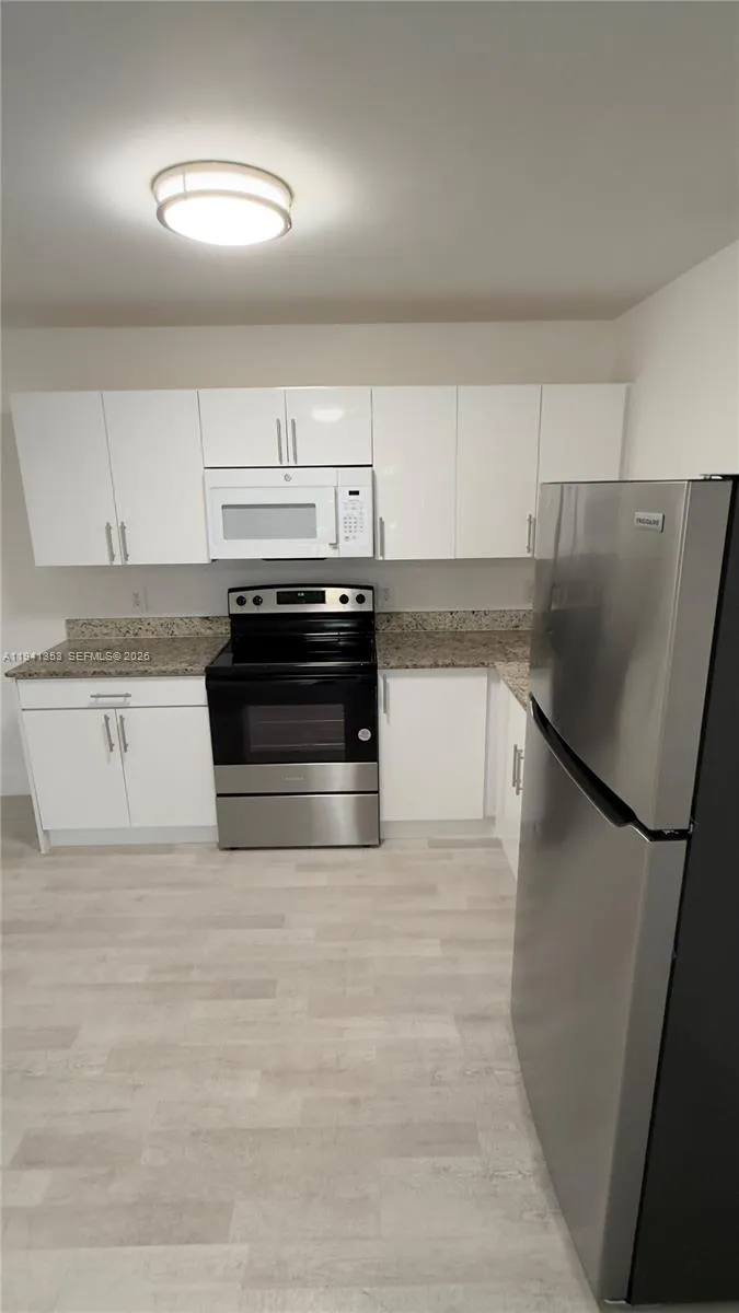 1029 NW 3rd St, Miami FL 33128