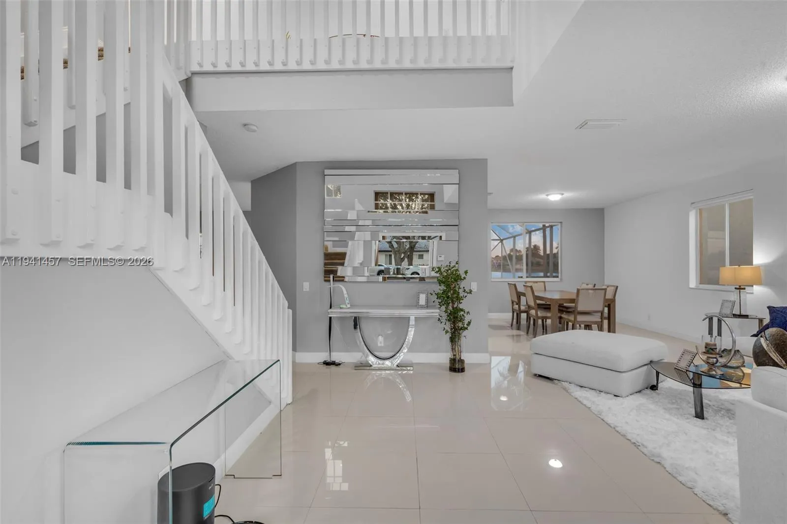 714 Heritage Dr, Weston FL 33326