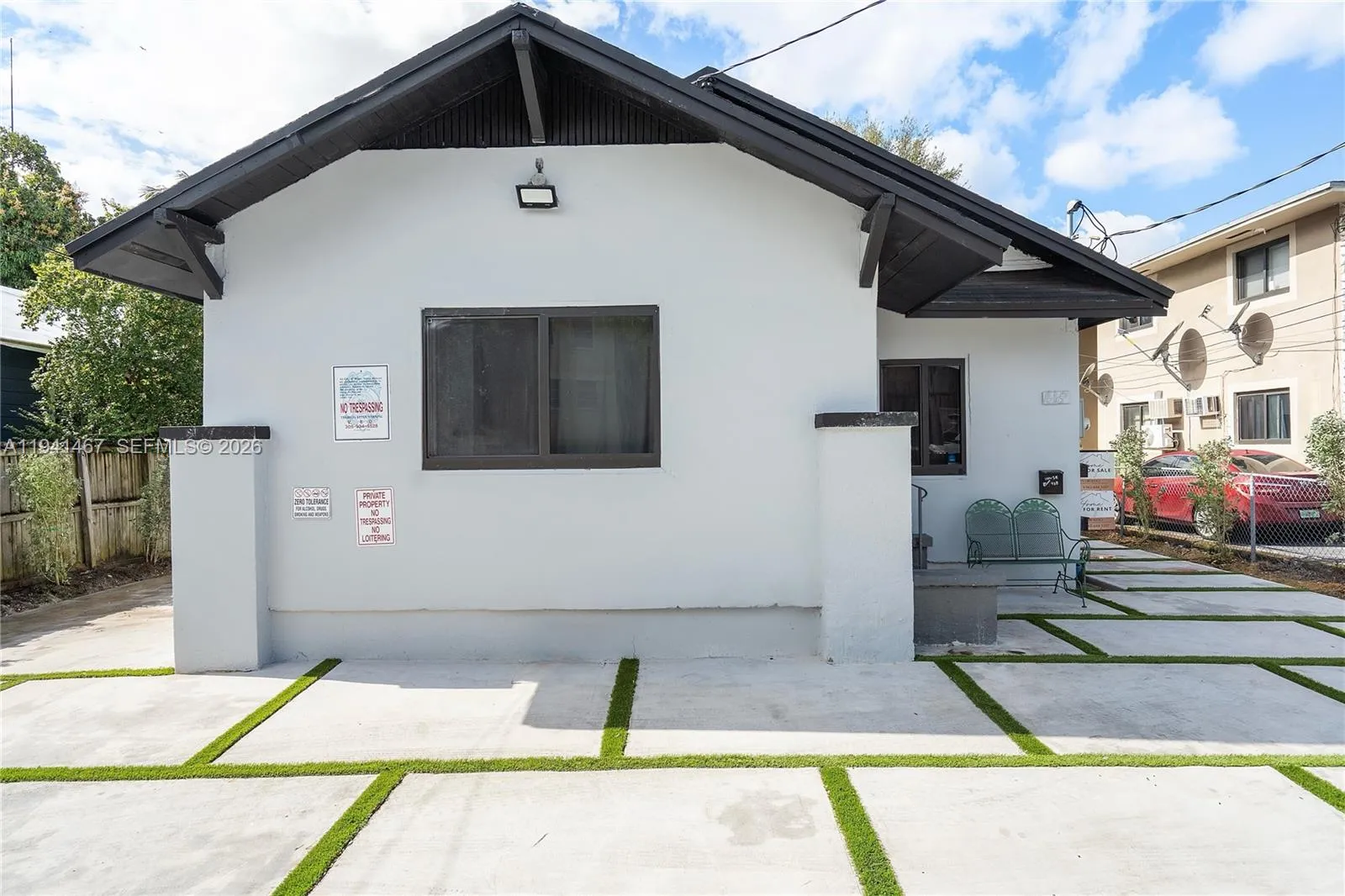 418 NW 9th Ave, Miami FL 33128