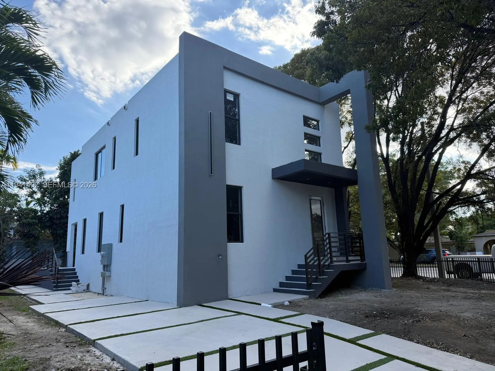 1644 NW 8th Ter, Miami FL 33125