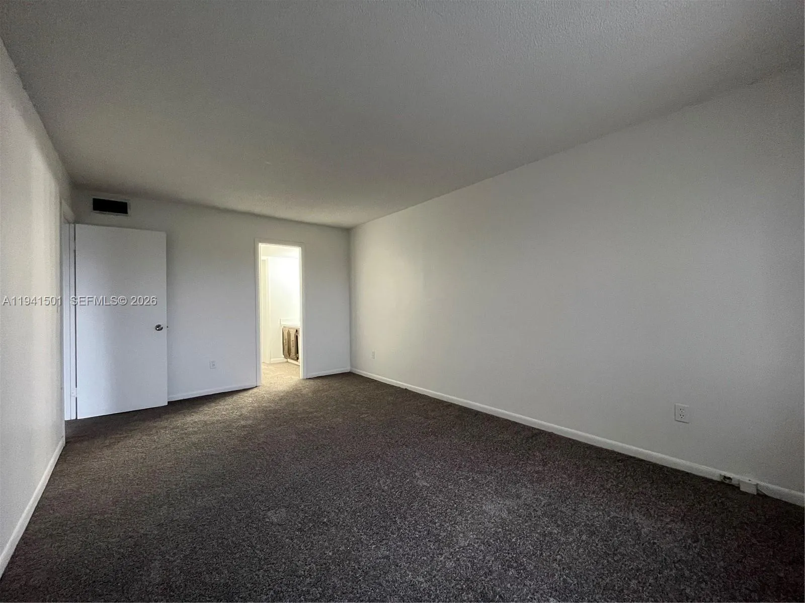 492 NW 165th St Rd # 611, Miami FL 33169